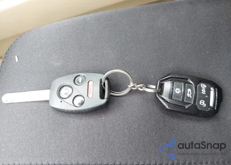 2010 Honda Accord 2.4 Ex из США, поврежденный, VIN 1HGCP2F76AA006794